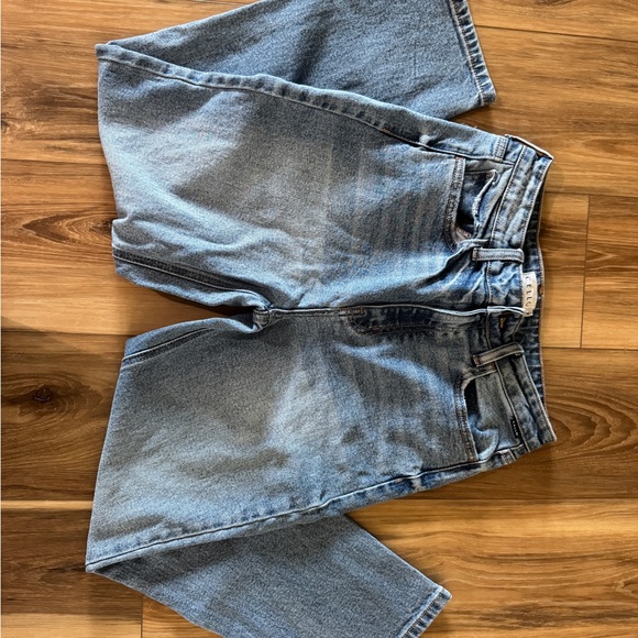 Cello Jeans Straight Leg Size 7 - Picture 3 of 5